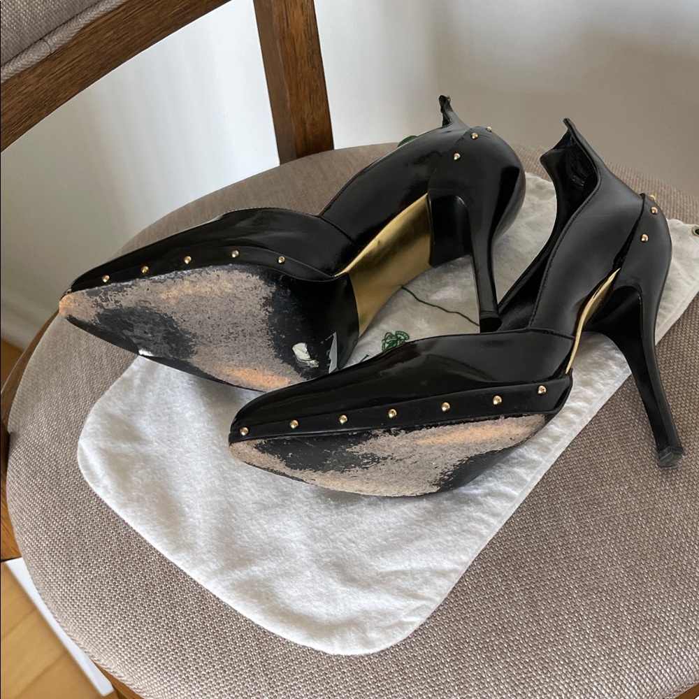 Gucci Black Patent Leather Pointed Studded Stiletto Heels - Picture 7 of 8